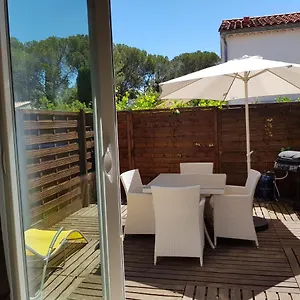 residence-le-clos-dazur.fr-provencehotel.com/